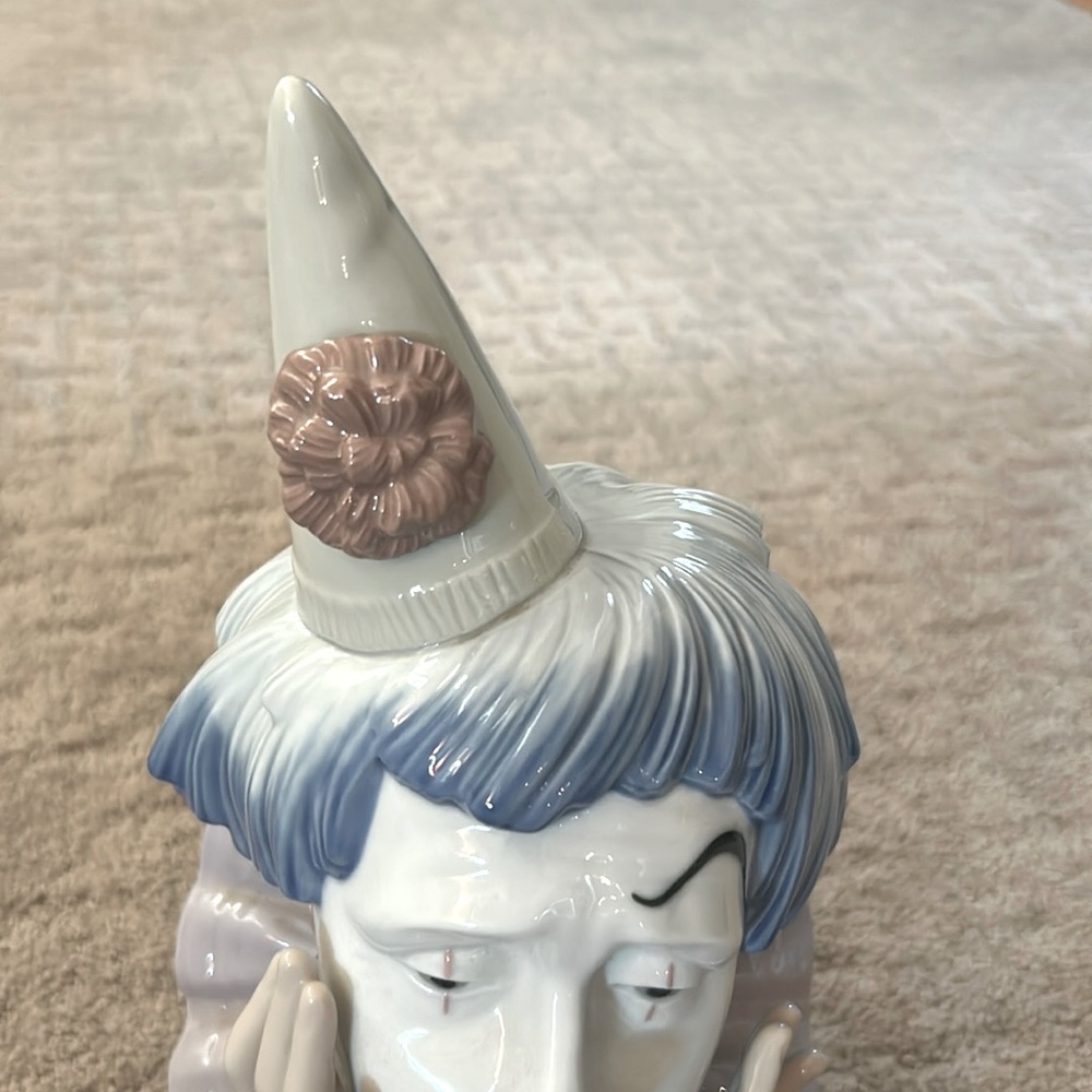 Lladró Jester Pensive Clown 12.5" Figurine Sculpture 5129 Retired MINT Condition - Picture 5 of 7
